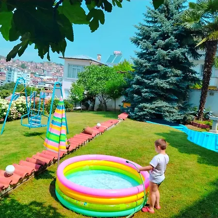 Sofia ساندانسكي